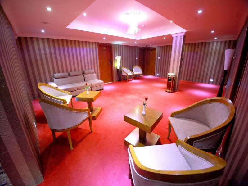 קולאם Hotel Sea Pearl מראה חיצוני תמונה